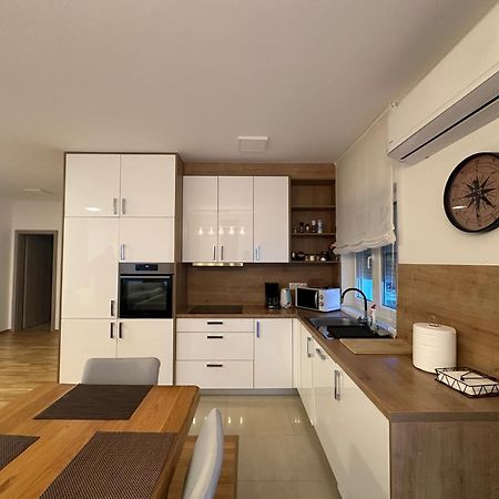 House Forest Queen Смолянац Экстерьер фото