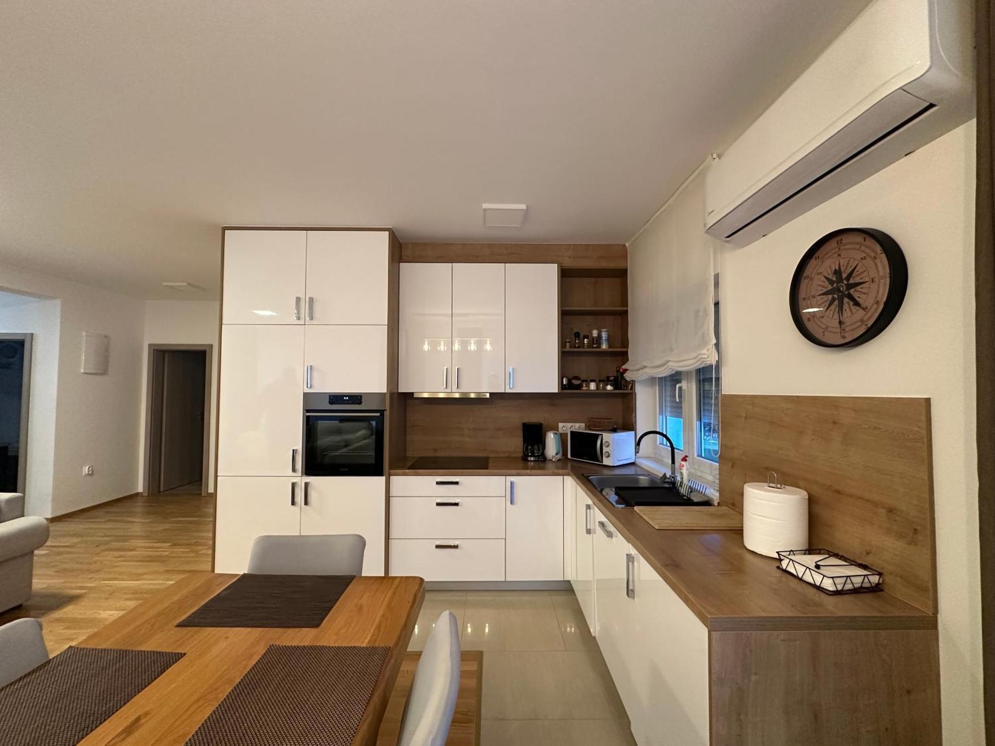 House Forest Queen Смолянац Экстерьер фото